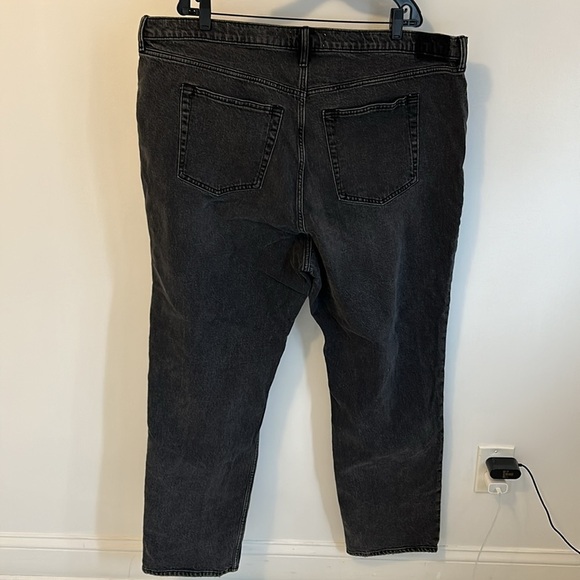 Abercrombie & Fitch The 90’s Straight Ultra High Rise Washed Black - Picture 5 of 9